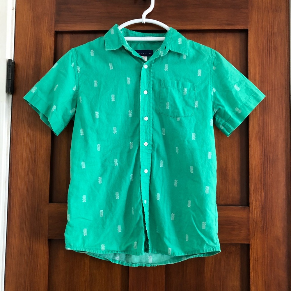 🍍Green Pineapple Button Down🌿